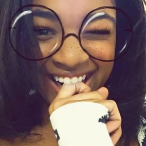 Meet your Posher, Carmen